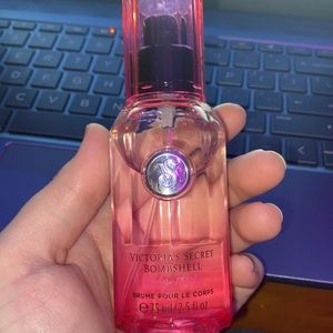 Victoria’s Secret Bombshell